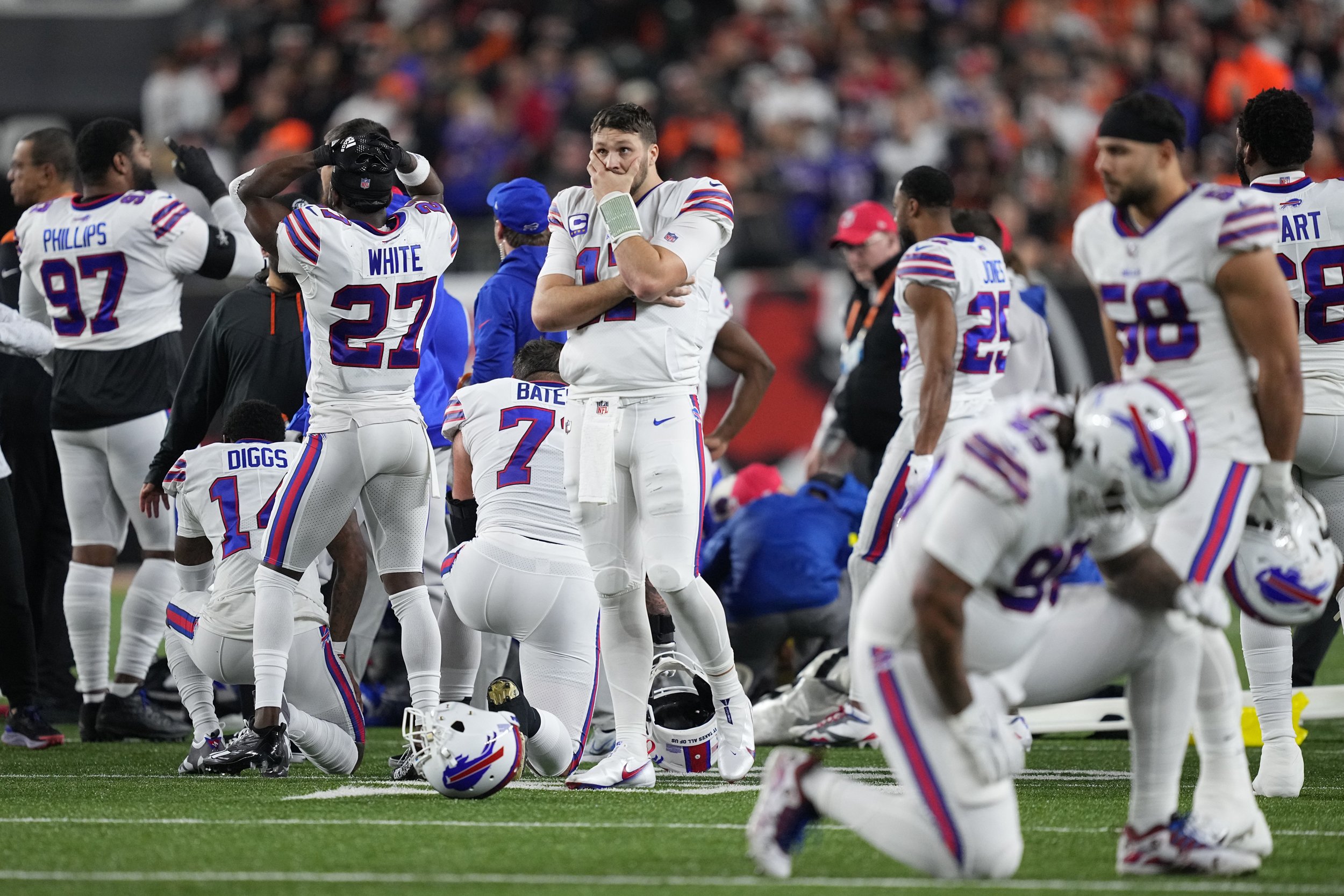 buffalo-bills-must-try-to-win-for-damar-hamlin-and-afc-playoffs-positioning