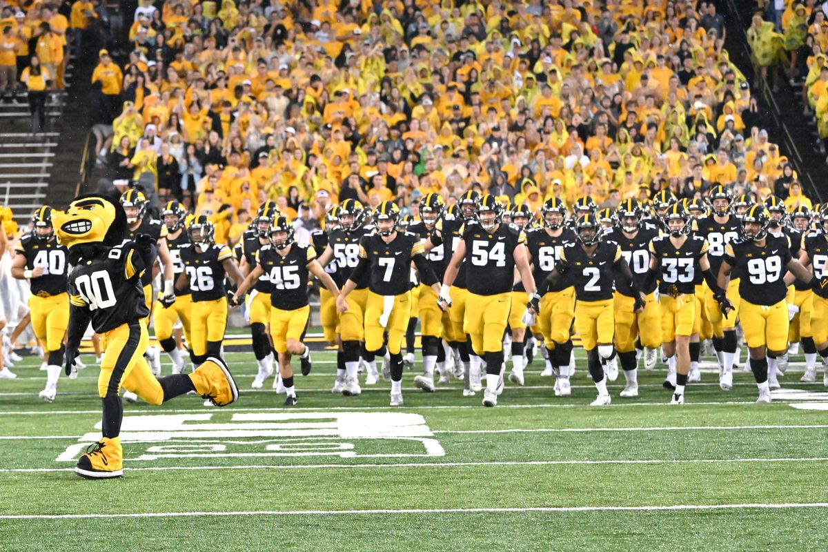 iowa-sports-betting-revenue-looking-up-for-fall-football