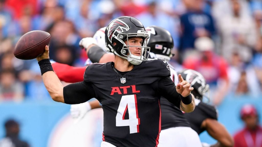 atlanta-falcons-switch-quarterbacks,-taylor-heinicke-to-start-in-week-9