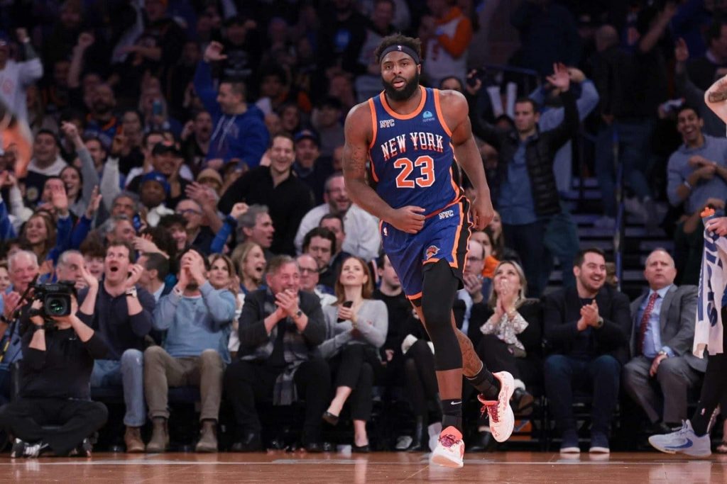 new-york-knicks-center-mitchell-robinson-to-miss-10-weeks